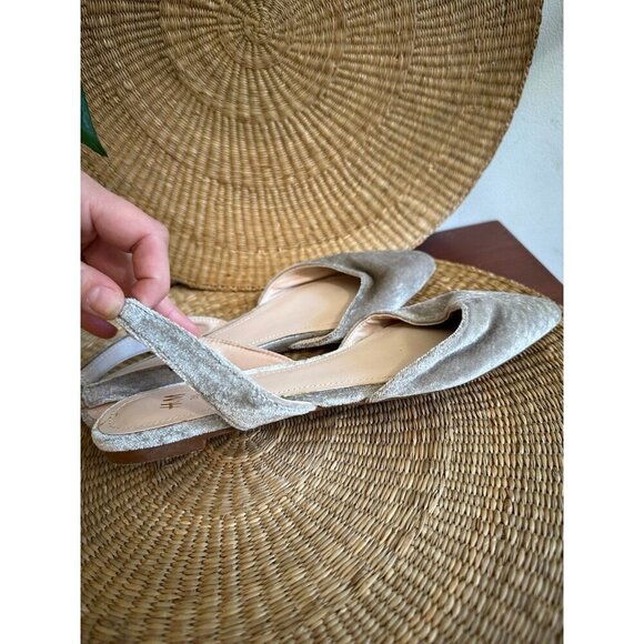 H&M women’s size 36 silver flats - Picture 5 of 8